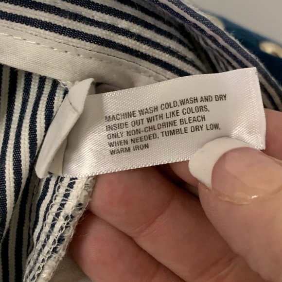 Gap blue and white stripe pants/slacks. Excellent condition. Size 4 - Picture 5 of 12